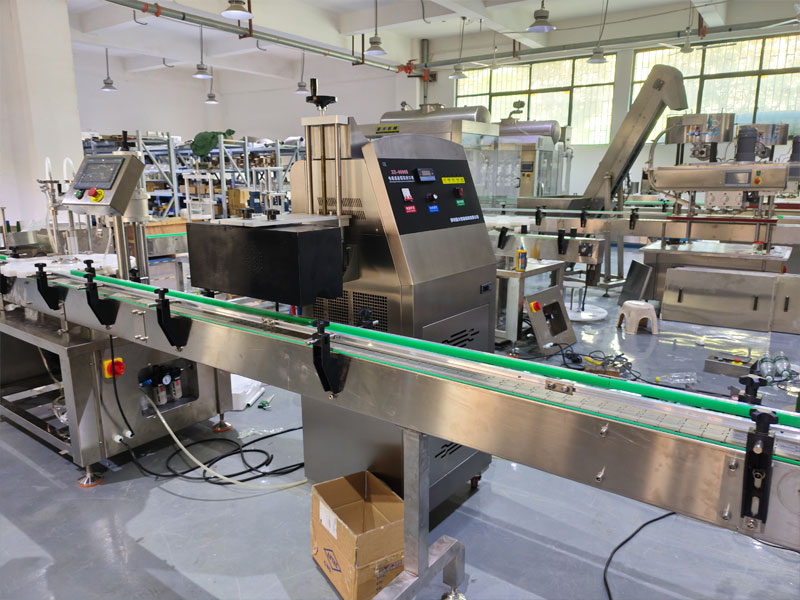 塑料瓶铝箔封口机实拍